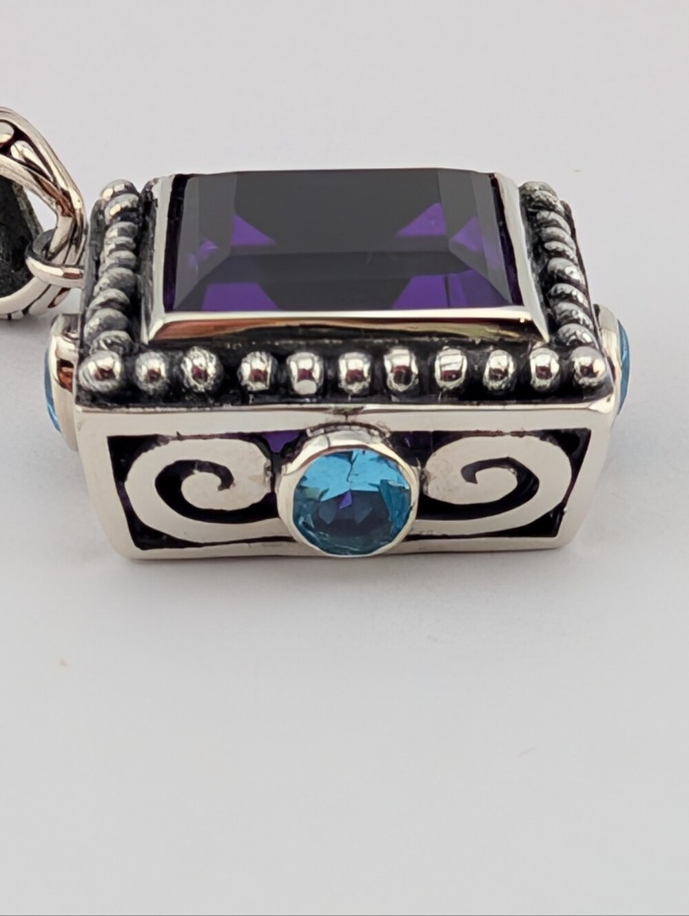 8 Carat Princess Cut Amethyst And Blue Topaz Sterling Silver Pendant Handcrafted - Picture 8 of 9